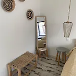 Proche Bordeaux - Parking - Piscine Апартаменты Эизин
