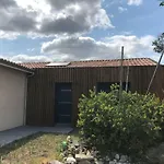 Proche Bordeaux - Parking - Piscine *