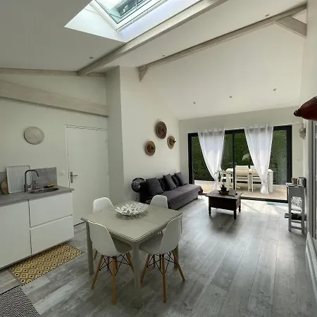 Apartman Proche Bordeaux - Parking - Piscine Eysines