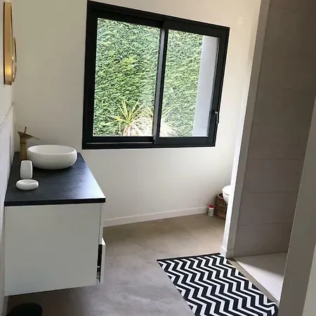 דירה Proche Bordeaux - Parking - Piscine איזין