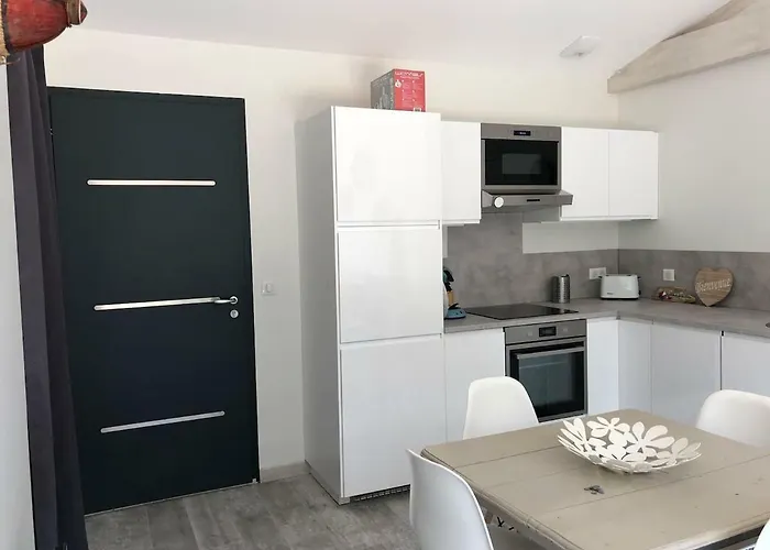 Proche Bordeaux - Parking - Piscine *